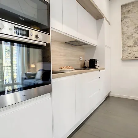 Nestor&jeeves - Sweet - - Near 公寓 *