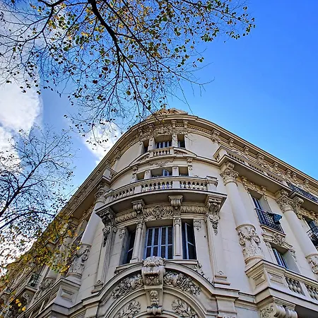 Nestor&jeeves - Sweet - - Near 公寓